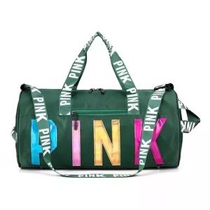 💚Sweeeet Pink and GREEN Duffel Bags!!💚